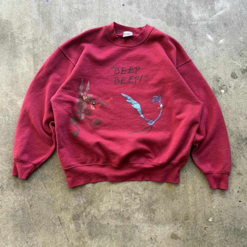 1990s Looney Tunes Wile E Coyote and Road Runner sweatshirt